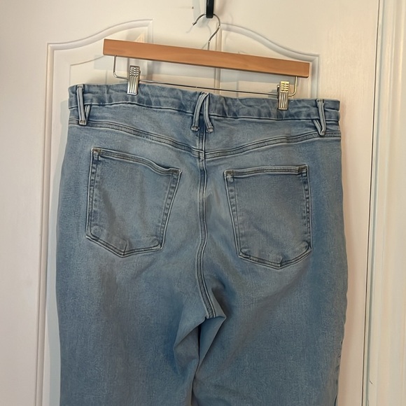 Good American | Good Legs Flare Denim Jeans Light Wash Plus Size 18 - Picture 6 of 12
